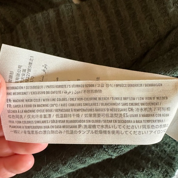 A&F green sweater - Picture 2 of 4